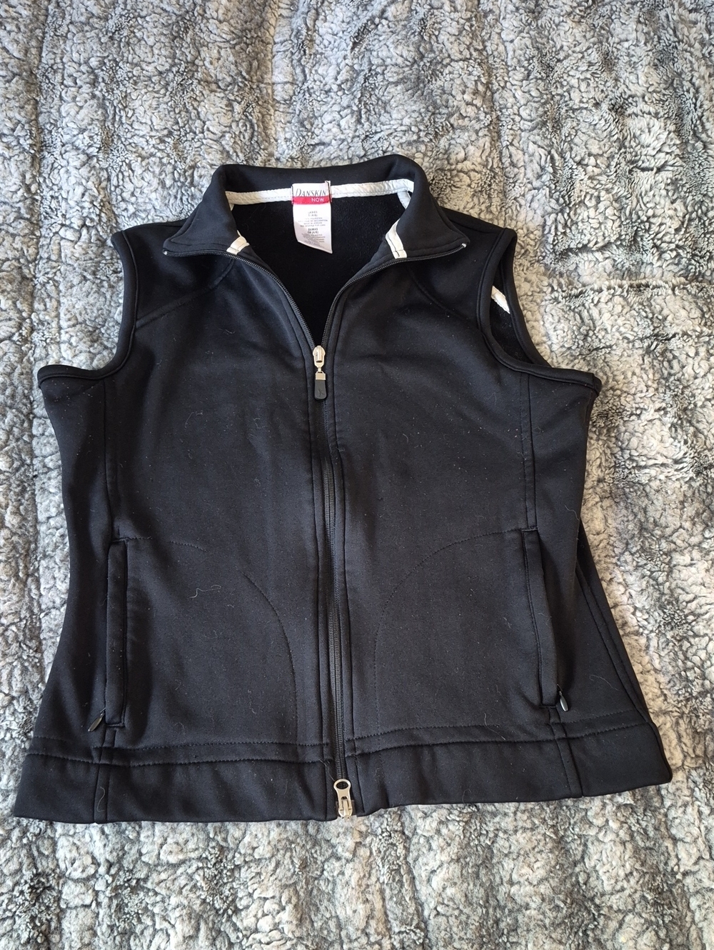 Danskin 🖤 Black Zip-Front Sleeveless Athletic Vest (830)